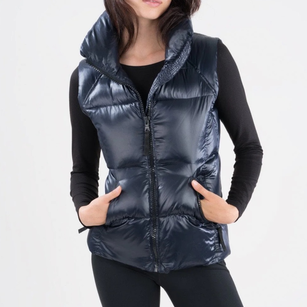 SAM NY Freedom Vest, Midnight Blue, size L, high quality, barely worn, gorgeous